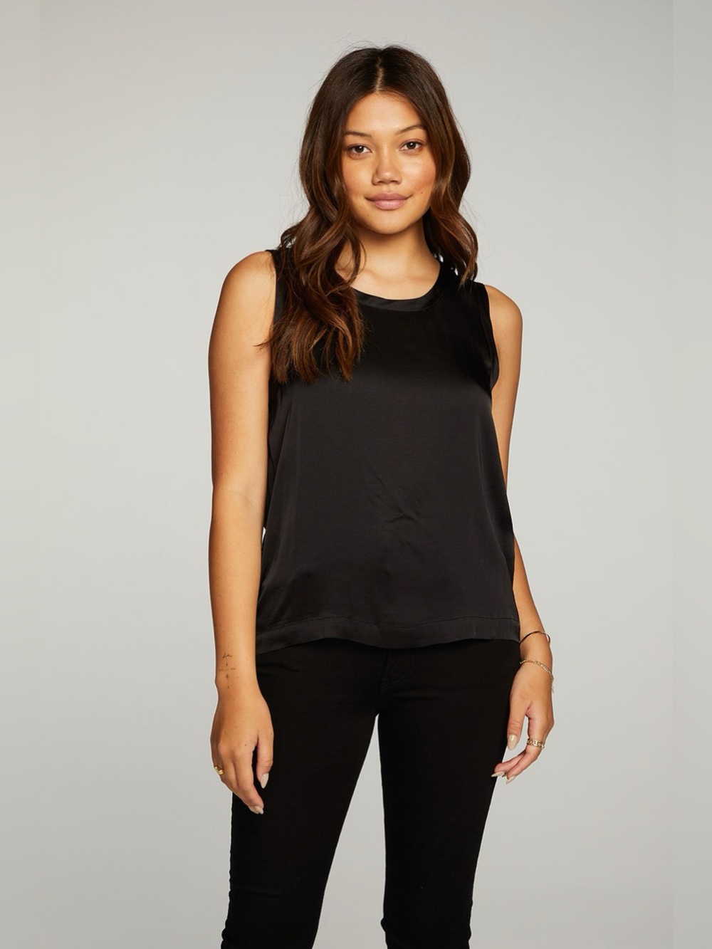 Chaser Stretch Silky Sleeveless Muscle Tank Black Size M?